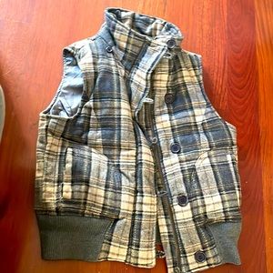 Urban behavior plaid vest